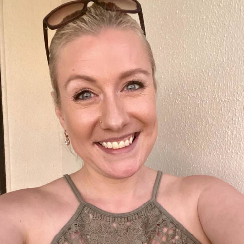 Meet your Posher, Julie